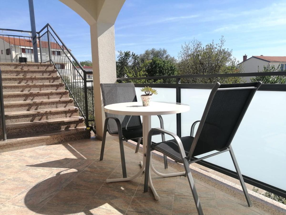 Lovely Sea View House In Malinska Island Krk Buitenkant foto