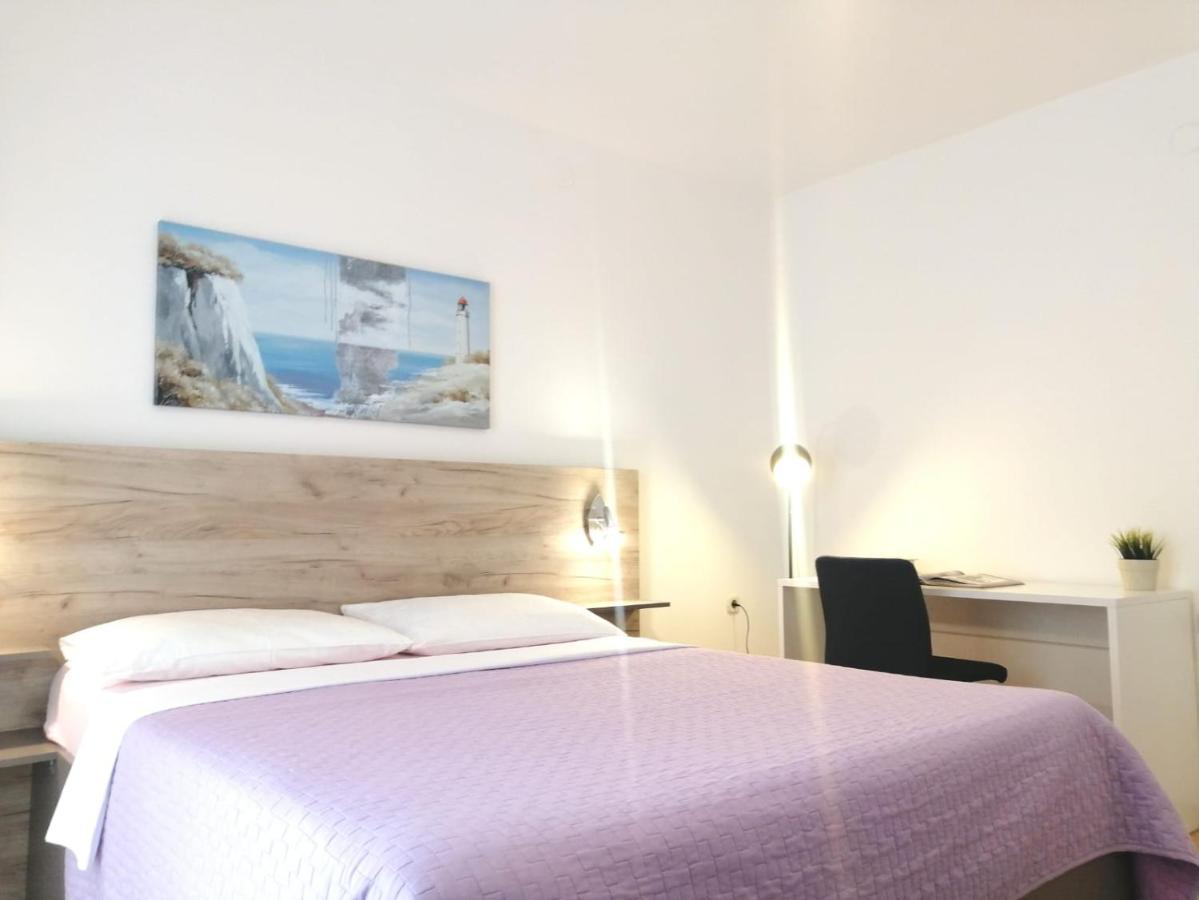 Lovely Sea View House In Malinska Island Krk Buitenkant foto